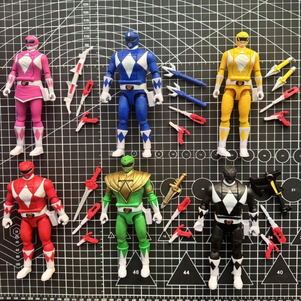 Hasbro Power Rangers Blue Rang - đánh giá và giá Model Kit Power Rangers