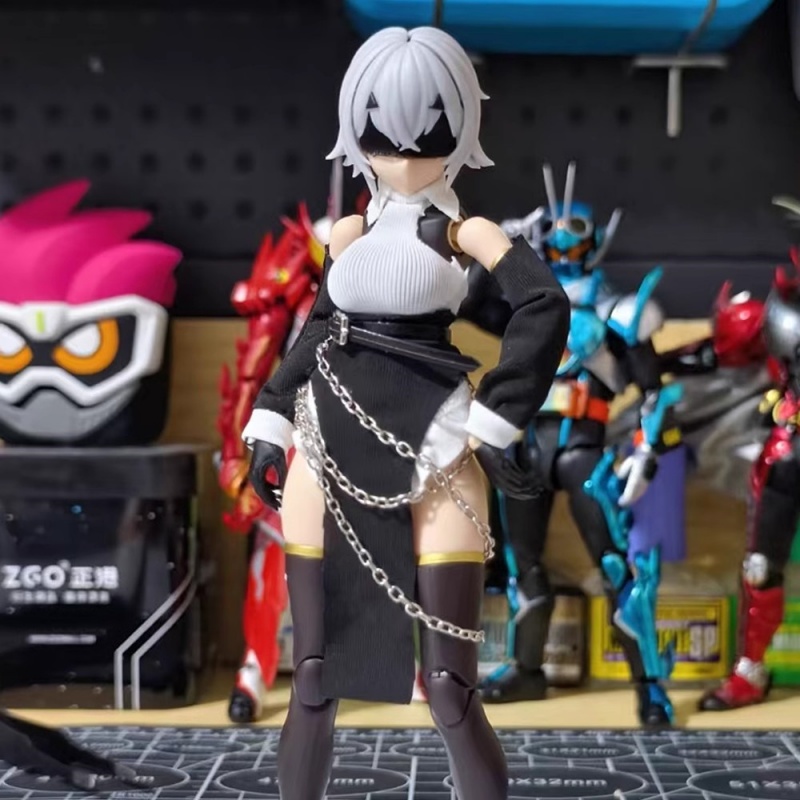 1/12 Scale Colored Off Shoulde - đánh giá và giá Model Kit Girl