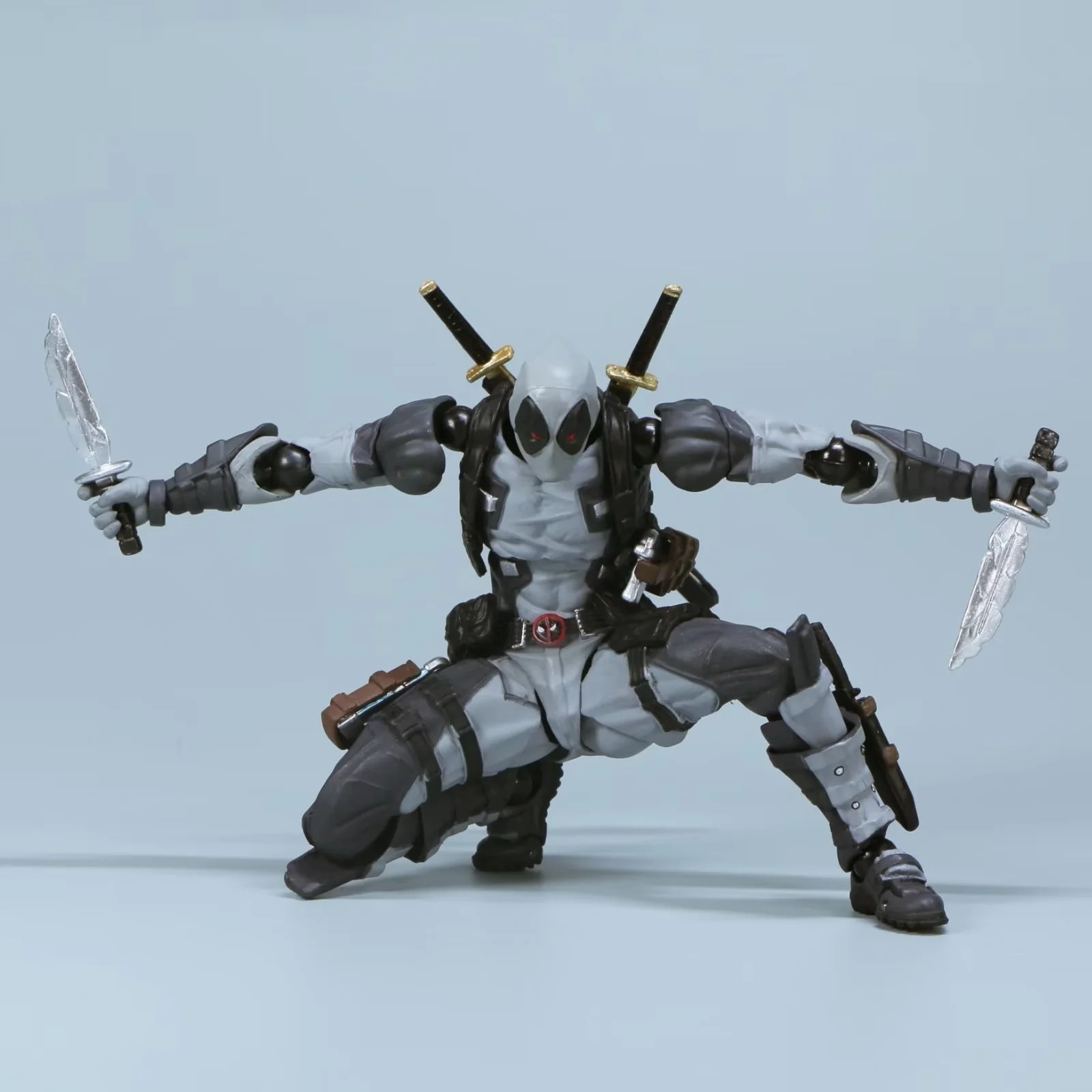 AMAZING YAMAGUCHI Deadpool 2.0 - đánh giá và giá Model Kit Deadpool