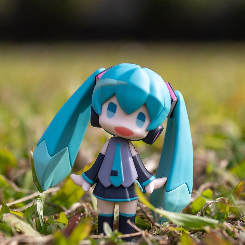 Miku Anime Figure & Building B - đánh giá và giá Model Kit Bandai